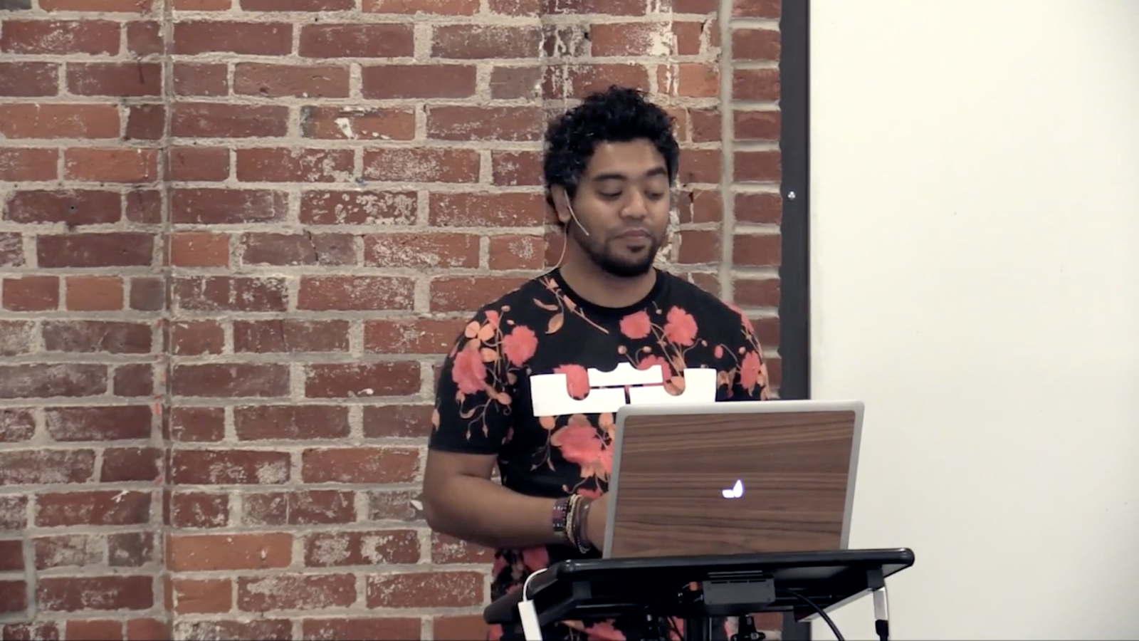 Designer Dan Mall and developer Brad Frost on stage together at Smashing Conference NYC 2019
